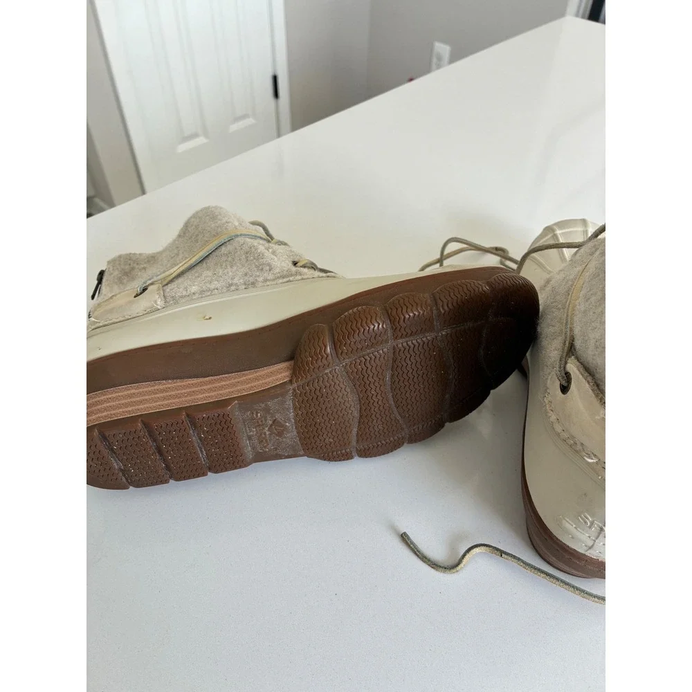 Sperry Top Sider Women's‎ Duck Boots Cream Wool Lined Side Zip Size 9 M